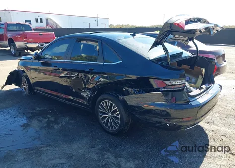 2021 Volkswagen Jetta S/Se/R-Line z USA, uszkodzony, nr VIN 3VWC57BU3MM033212